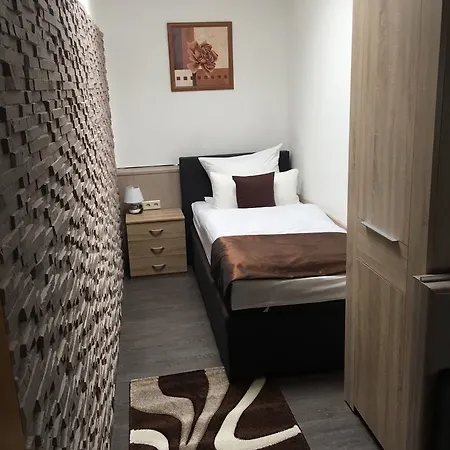 Hotell Am Bruennchen 3*