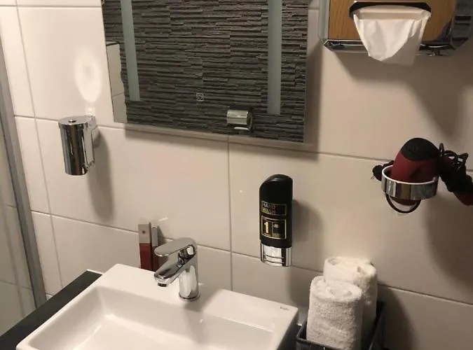 Am Bruennchen מלון