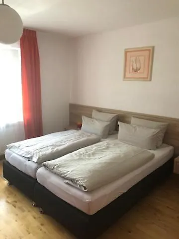 Am Bruennchen מלון Oberbaar