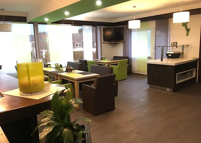 Am Bruennchen מלון Oberbaar