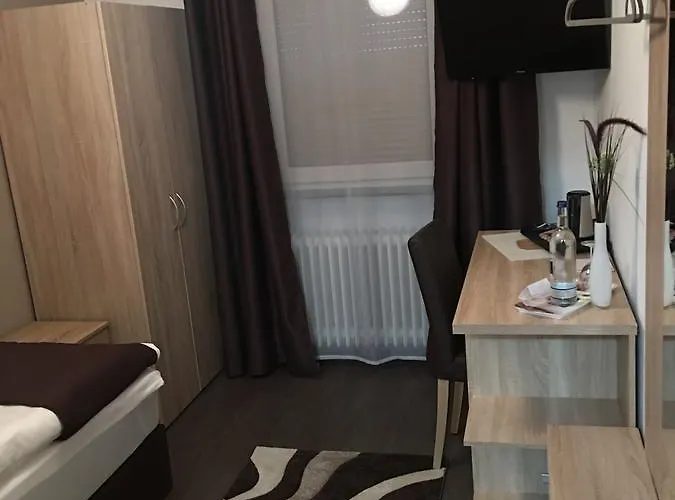 Am Bruennchen מלון 3*